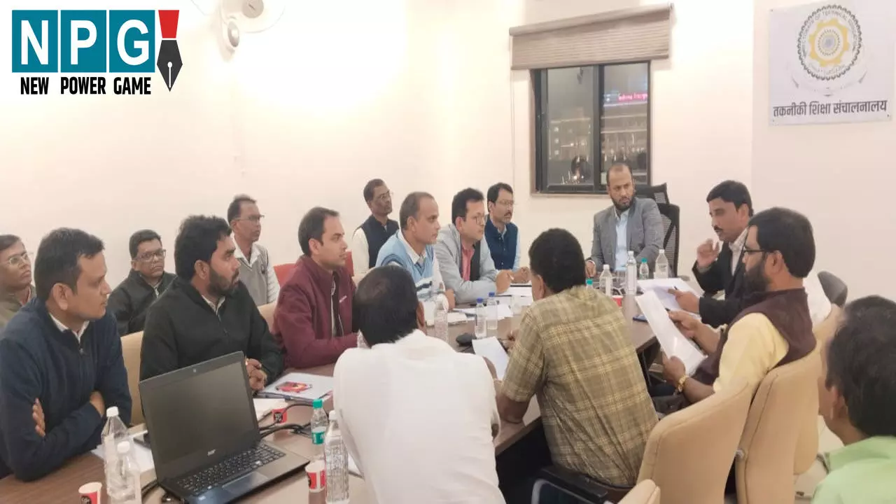 CG Employees News: प्रमोशन, वेतनमान, पेंशन समेत विभिन्न मांगों को लेकर जिला कार्यालयों में परामर्शदात्री समितियों की बैठक का दौर, कमल वर्मा बोले- कर्मचारी संगठनों एवं शासन के बीच... CG Employees News: प्रमोशन, वेतनमान, पेंशन समेत विभिन्न मांगों को लेकर जिला कार्यालयों में परामर्शदात्री समितियों की बैठक का दौर, कमल वर्मा बोले- कर्मचारी संगठनों एवं शासन के बीच...