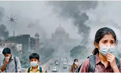 Delhi Pollution: AQI 500 पार, जहरीली हवा में बच्चों को कैसे रखें सुरक्षित? ये 4 टिप्स आपके लिए जानना है जरूरी