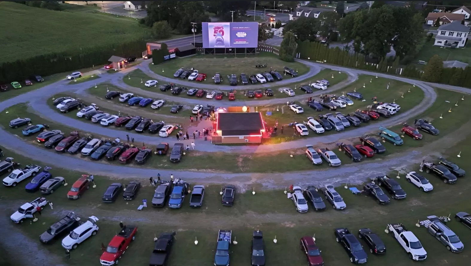 Raipur Drive In Movie: रायपुर में पहली बार Drive In Movie कांसेप्ट की शुरुआत, सेंध लेक में हर वीकेंड खुले आसमान के नीचे फिल्म देखने का मौका, पहले दिन DDLJ और मोहब्बतें की होगी स्क्रीनिंग Raipur Drive In Movie: रायपुर में पहली बार Drive In Movie कांसेप्ट की शुरुआत, सेंध लेक में हर वीकेंड खुले आसमान के नीचे फिल्म देखने का मौका, पहले दिन DDLJ और मोहब्बतें की होगी स्क्रीनिंग