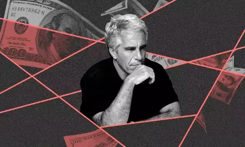 Jeffrey Epstein Biography: कौन था जेफरी एपस्टीन? जिसकी मौत के बाद भी डर में हैं ताकतवर लोग! पढ़ें एक फाइनेंसर से ग्लोबल सेक्स स्कैंडल का चेहरा कैसे बना एपस्टीन?