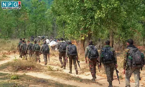 Narayanpur News: जवान की गोली लगने से मौत, ऑपरेशन से लौट रहे जवान के हाथ से अचानक चली गोली, आगे चल रहे डीआरजी के आरक्षक को लगी...