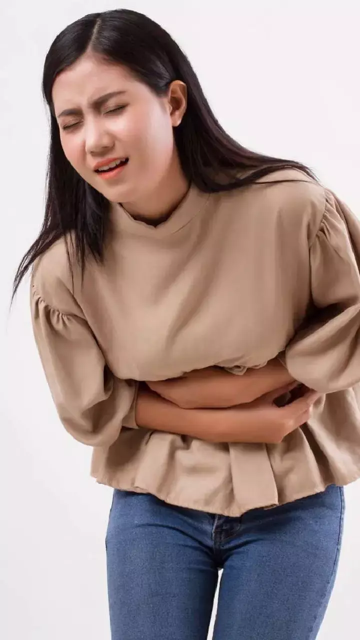 Thand Me Pachan Shakti Kaise Badhaye: ठंड में आपका पेट भी नहीं होता साफ, अपनाएं ये उपाय तुरंत मिलेगी राहत