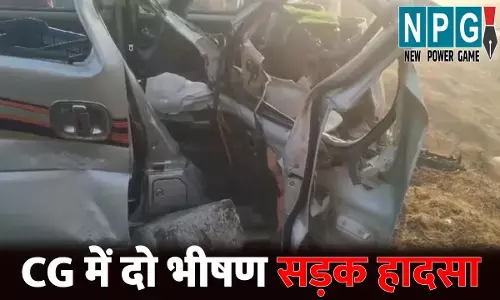 CG Accident News: CG में दो भीषण सड़क हादसा...अनियंत्रित होकर पलटी बोलेरो, तो ट्रक ने कार को मारी टक्कर, एक की मौत, दामाद-ससुर सहित 9 लोग गंभीर