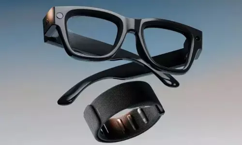 Meta Ray-Ban Glasses Review: फोन कैमरे की जगह ले सकते हैं Meta स्मार्ट ग्लास? गाने से लेकर, फोटो-वीडियो और AI फीचर्स से लैस, देखें फुल स्पेसिफिकेशन्स भारत में कीमत और फीचर्स