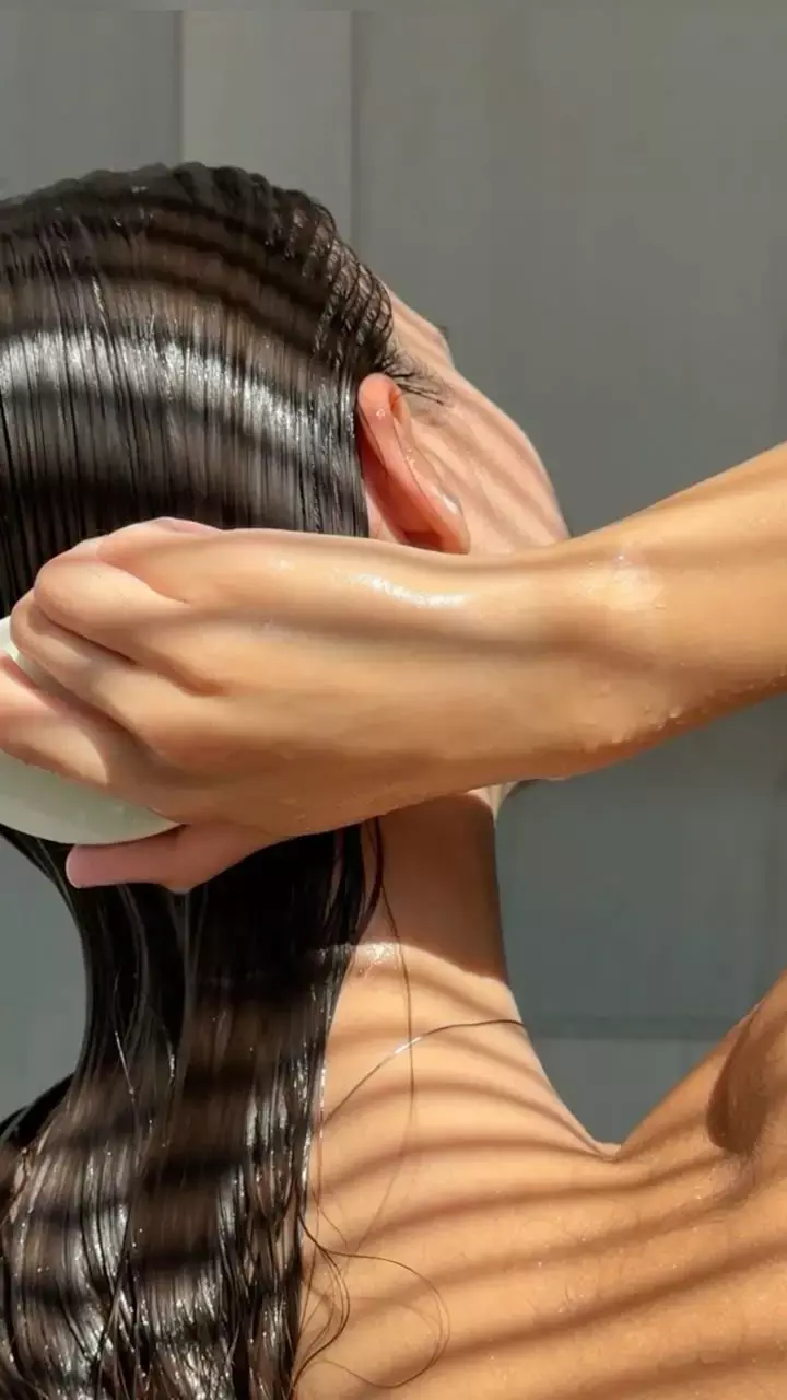 Hafte Me Kitne Din Nahana Chahiye: सर्दियों में हफ्ते में कितने  दिन नहाना चाहिए?