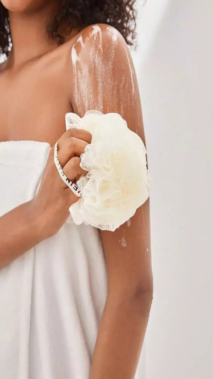 Nahane Ka Sahi Tarika: सर्दियों में नहाने का सही तरीका क्या है?