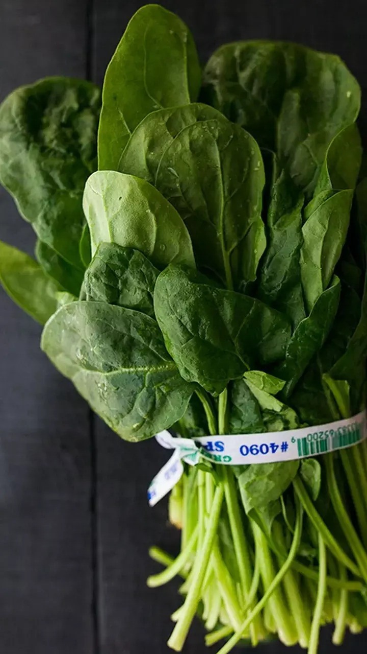 Palak Khane Ke Nuksan: पालक खाने से सेहत को क्या नुकसान हो सकता है?