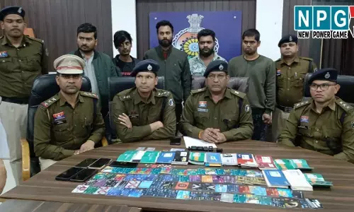 Durg Crime News: म्युल अकाउंट सप्लाय गैंग का पर्दाफाश, पुलिस ने 5 आरोपियों को किया गिरफ्तार, कब्जे से ATM, क्रेडिट, सीम कार्ड और पासबुक जब्त