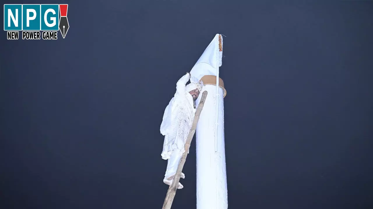 आध्यात्मिक गुरु के रूप में निभाई परंपरा: कैबिनेट मंत्री गुरु खुशवंत साहेब ने बाराडेरा मेले में फहराया पालो आध्यात्मिक गुरु के रूप में निभाई परंपरा: कैबिनेट मंत्री गुरु खुशवंत साहेब ने बाराडेरा मेले में फहराया पालो