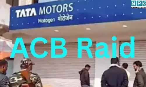 Dhanbad ACB Raid : टाटा मोटर्स शोरूम में घुसी एंटी करप्शन टीम; करोड़ों का काला निवेश और फरार मालकिन, IAS कनेक्शन से हड़कंप, पढ़े पूरी खबर
