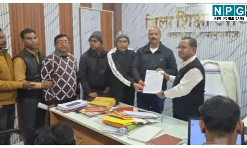 CG Teacher News: प्रेग्नेंट महिला व्याख्याता को प्रिंसिपल ने पहले गंदी-गंदी गालियां दी, फिर कर दी पिटाई, FIR दर्ज