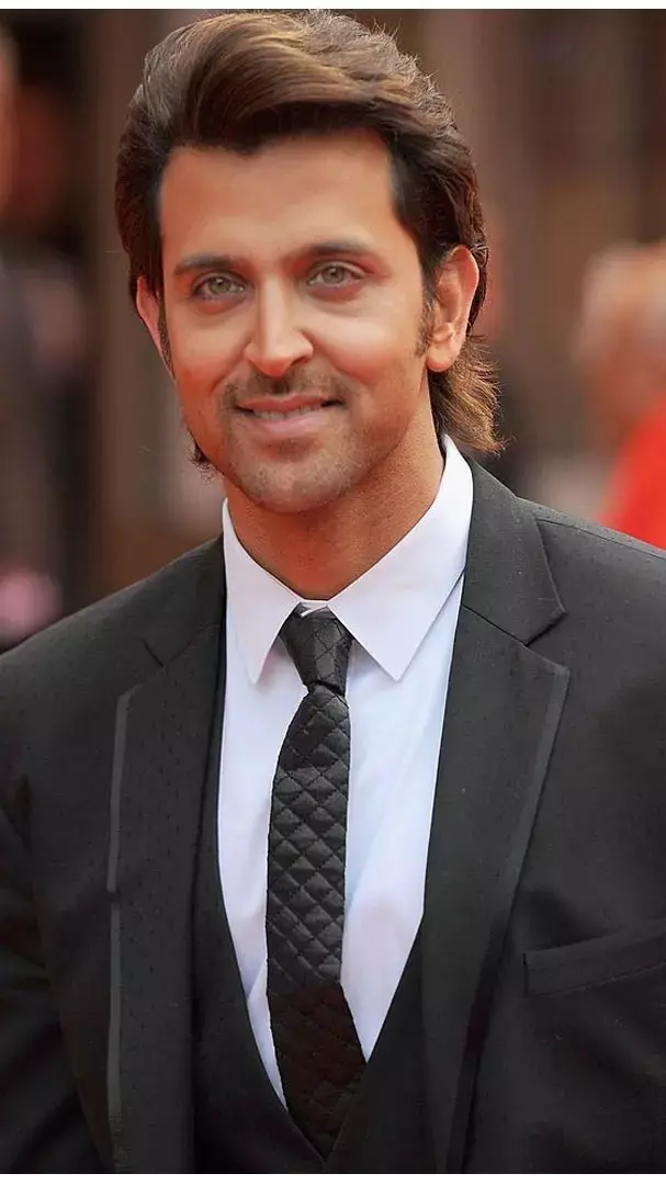 Hrithik Roshan Special Story: ऋतिक रोशन की पहली फीस कितनी थी? अब एक वसूलते है इतने करोड़