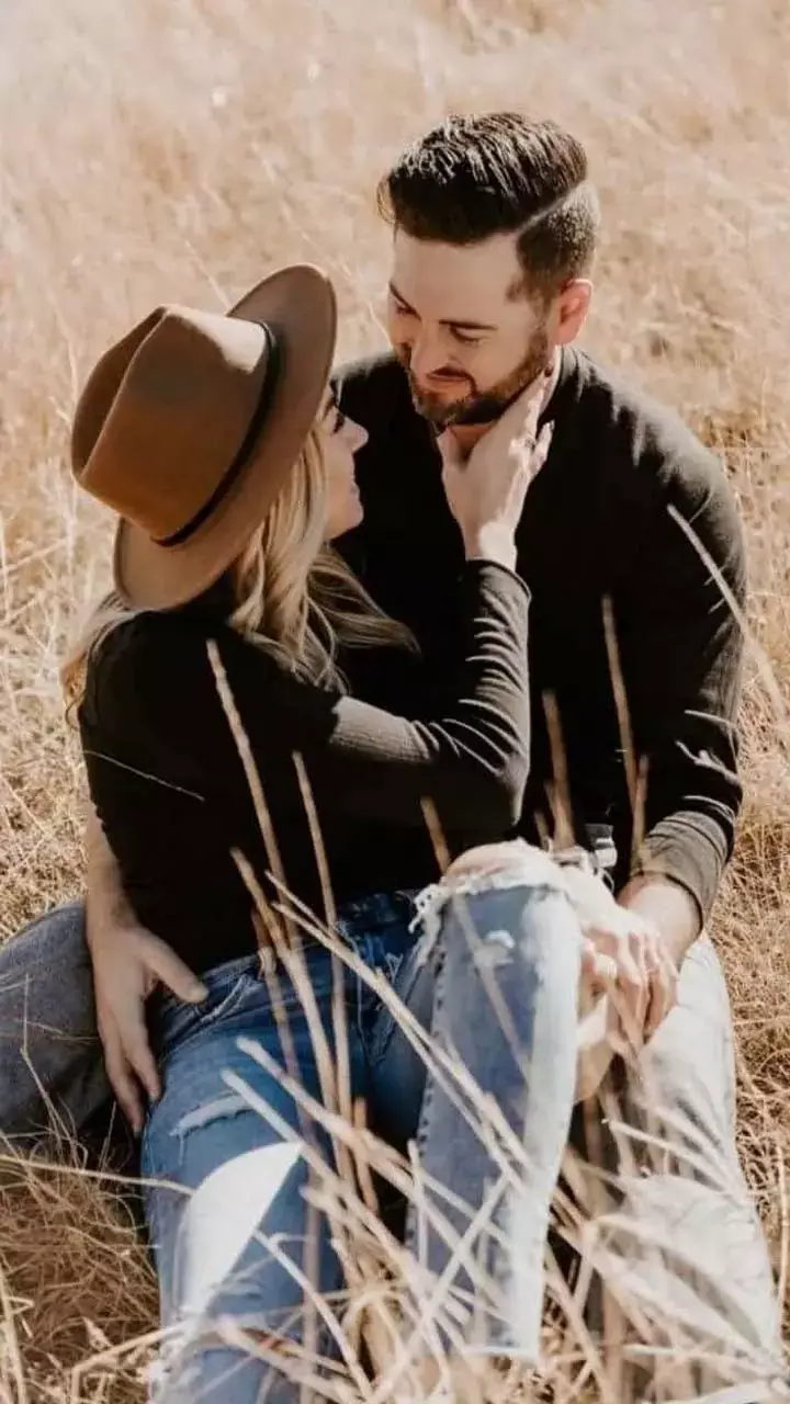 Relationship Tips: रिलेशनशिप में इन छोटी-छोटी चीजों का रखें ध्यान, रिश्ते बनेंगे मजबूत...