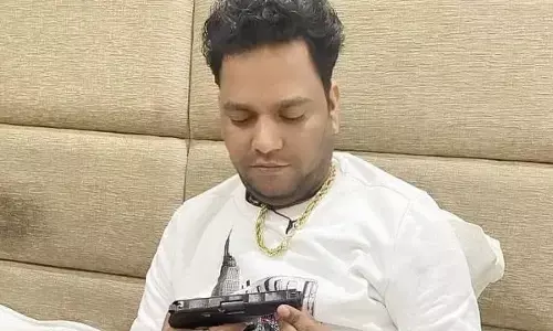 Satta King Azad Khan ki Kahani : बकरी चराने से ‘सट्टा किंग’ तक ! बाप ने सिखाई पर्ची काटना, बेटे ने खड़ा कर दिया 10 करोड़ का साम्राज्य, आज़ाद खान की कहानी चौंका देगी