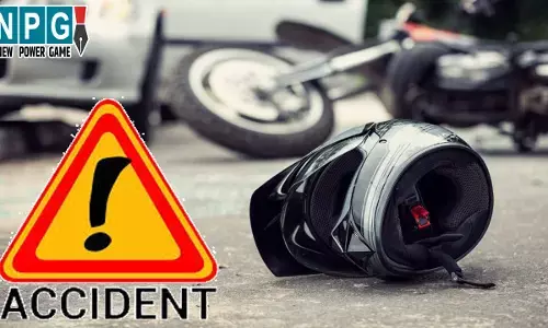 Raipur Road Accident News: रायपुर में भीषण हादसा, 3 की मौत... एक बाइक पर सवार होकर तीनों जा रहे थे मछली पकड़ने, तेज रफ्तार हाइवा ने ठोका, पिता-पुत्र सहित तीन की गई जान