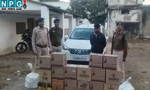 Rajnandgaon News: सीजी में शराब का जखीरा पकड़ाया, एमपी से तस्करी कर छत्तीसगढ़ ला रहे 12.22 लाख की शराब पकड़ाई