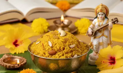 Kesriya bhat in Basant Panchami: बसंत पंचमी पर पीले चावल क्यों बनाएं जाते हैं ? क्या है इसका मां सरस्वती से संबंध, आइए जाने Recipe से लेकर पौराणिक महत्व
