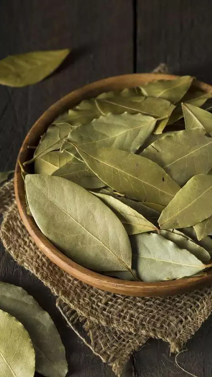 Tej Patta Ka Pani Kaise Piye: तेज पत्ता का पानी पीने का सही तरीका क्या है?