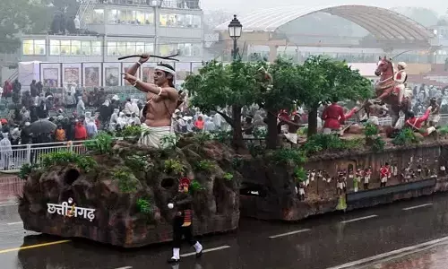 Tribal Digital Museum: कर्तव्य पथ पर गूंजा छत्तीसगढ़ के जनजातीय शौर्य का इतिहास, देश के पहले जनजातीय डिजिटल संग्रहालय की भव्य झांकी बनी आकर्षण का केंद्र