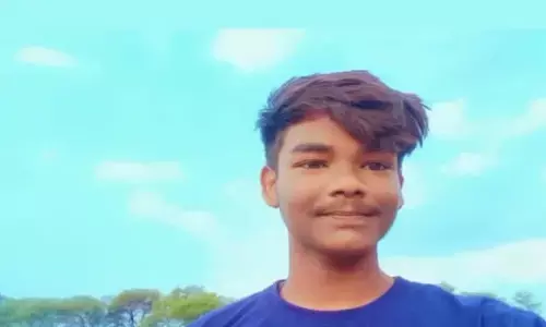 Janjgir-Champa News: CG में 12वीं के छात्र ने लगाई फांसी, सुसाइड़ नोट में शिक्षकों पर लगाया प्रताड़ना का आरोप...