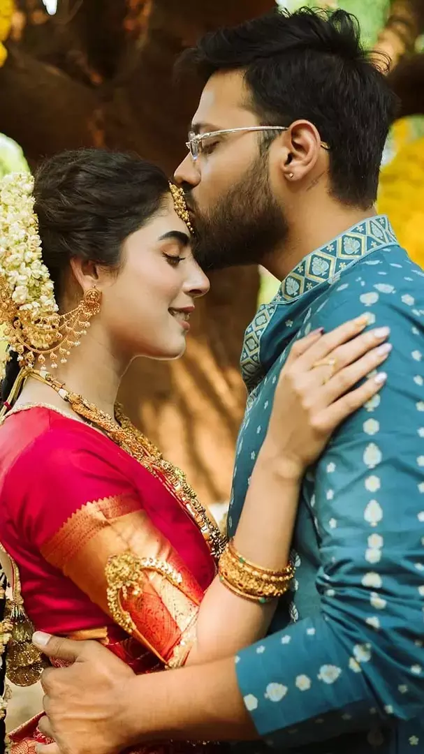 लॉन्ग टाइम बॉयफ्रेंड से इस एक्ट्रेस ने की सगाई, देखिए तस्वीरें