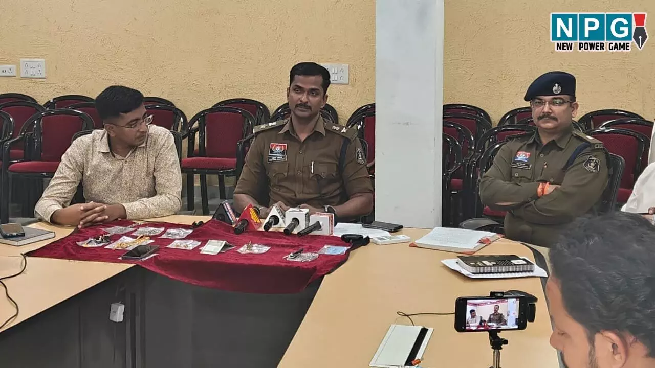 Raipur Crime News: रायपुर के 4 घरों में चोरी करने वाला आरोपी गिरफ्तार, गिरोह बनाकर देता था घटना को अंजाम, सोने-चांदी के जेवरात, वाहन समेत नगदी जब्त Raipur Crime News: रायपुर के 4 घरों में चोरी करने वाला आरोपी गिरफ्तार, गिरोह बनाकर देता था घटना को अंजाम, सोने-चांदी के जेवरात, वाहन समेत नगदी जब्त