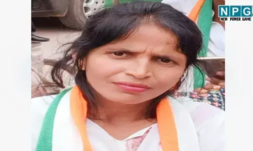 Durg Crime News: कांग्रेसी नेत्री ने खुद पर मिट्टी तेल डालकर लगाई आग, अस्पताल में मौत...कोर्ट के आदेश पर घर खाली कराने पहुंची थी पुलिस