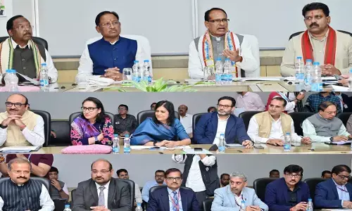 CG Kisan News: किसानों की आय बढ़ाने पतला और सुगंधित धान को बढ़ावा, केन्द्रीय कृषि मंत्री ने की विभागीय काम-काज की समीक्षा...