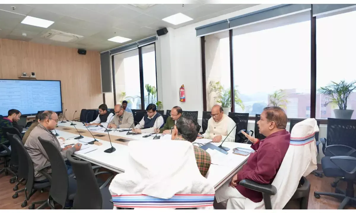 Bihar News: राष्ट्रीय राजमार्ग परियोजनाओं के DPR को लेकर की समीक्षा, मंत्री डॉ. दिलीप कुमार जायसवाल ने कहा- 25 वर्ष आगे के समय को ध्यान में रखकर कराया जाए बाईपास का निर्माण