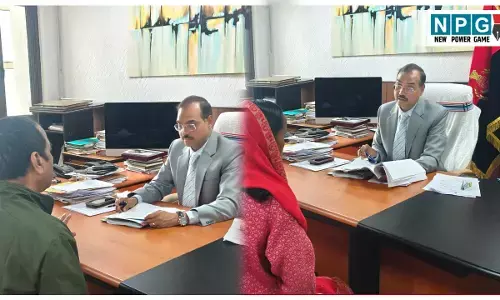 Bihar News: ‘’सबका सम्मान-जीवन आसान’’ के तहत फरियादियों से मिले गृह सचिव सह कारा महानिरीक्षक, पदाधिकारियों को दिए आवश्यक दिशा-निर्देश