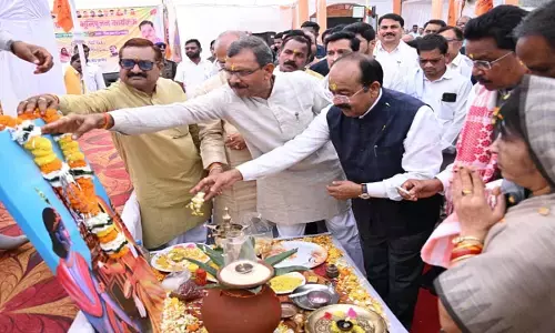 CG News: रायपुर से भिलाई-दुर्ग के बीच ट्रैफिक होगा फास्ट, जाम से मिलेगी मुक्ति...केन्द्रीय सड़क परिवहन मंत्रालय ने ग्रेड सेपरेटर के निर्माण के लिए स्वीकृत किए 77.36 करोड़