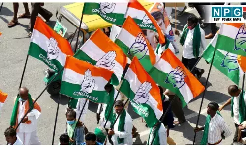 CG Congress Politics: कांग्रेस में फोटो पॉलिटिक्स: पीसीसी ने थमाई जिला कांग्रेस कमेटी अध्यक्ष को नोटिस, संगठन सृजन से बने जिला अध्यक्ष अनुशासनहीनता के आरोप से घिरे