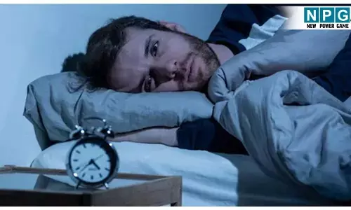 Raat mein achi neend kyon nahin aati: रात में नींद क्यों टूट जाती है? बेडरूम से जुड़ी ये गलतियाँ हो सकती हैं वजह!