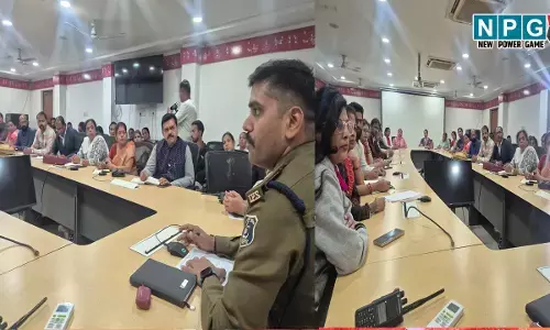 Raipur News: स्कूलों में होगी बैग चेकिंग, मोबाइल और चार पहिया वाहन चलाने पर बैन, डीसीपी ने स्कूल प्रिंसिपल्स की ली बैठक, लगभग 60 स्कूलों के प्रिंसिपल्स रहे मौजूद