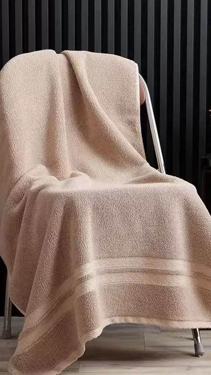 Towel Washing Tips Hindi: नहाने के तौलिया को हफ्ते में कितनी बार धोना चाहिए?