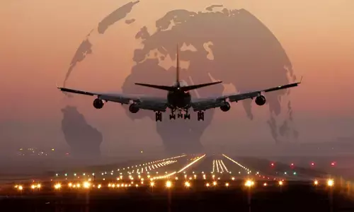 World Busiest Airport 2025: इस एयरपोर्ट ने तोड़ दिए सारे रिकॉर्ड, बना दुनिया का सबसे व्यस्त एयरपोर्ट! आंकड़े चौंका देंगे