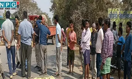 Sakti News: शिक्षक की मौत, ड्यूटी पर जा रहे शिक्षक की बाइक को तेज रफ़्तार वाहन ने मारी टक्कर, मौके पर मौत