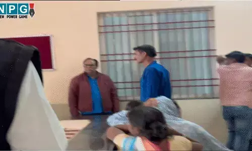 Durg Crime News: सामूहिक दुष्कर्मः सांसद के पीए समेत दो ने किया सरेंडर, सरकारी नौकरी लगाने के नाम पर 6 आरोपियों ने नाबालिग के साथ 7 सालों तक किया था दुष्कर्म