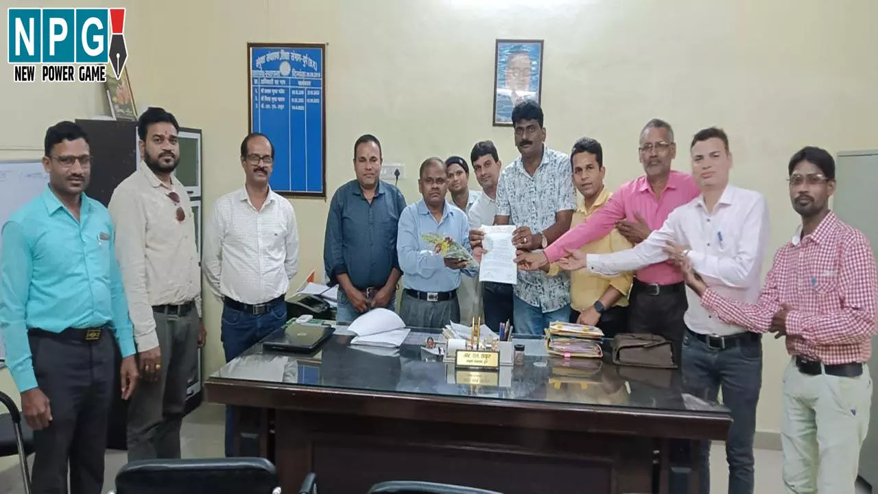 CG Teacher News: हेड मास्टर प्रमोशन: छत्तीसगढ़ में दुर्ग संभाग टॉप पर, छग शालेय शिक्षक संघ ने जताया आभार CG Teacher News: हेड मास्टर प्रमोशन: छत्तीसगढ़ में दुर्ग संभाग टॉप पर, छग शालेय शिक्षक संघ ने जताया आभार