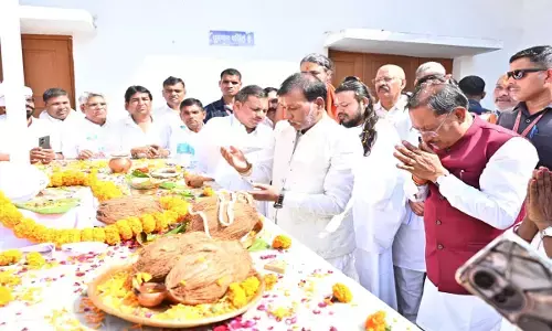 CM Vishnudeo Sai: मुख्यमंत्री ने “सतनाम सद्भाव पदयात्रा” का किया शुभारंभ, गुरु घासीदास के अनुयायियों का दल गिरौदपुरी धाम के लिए रवाना