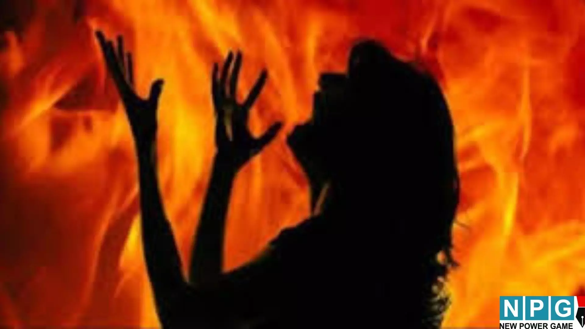 UP Horror : थाने से मात्र 100 मीटर दूर दरिंदगी! किशोरी को पेट्रोल डालकर जिंदा जलाया, अस्पताल में तोड़ा दम UP Horror : थाने से मात्र 100 मीटर दूर दरिंदगी! किशोरी को पेट्रोल डालकर जिंदा जलाया, अस्पताल में तोड़ा दम