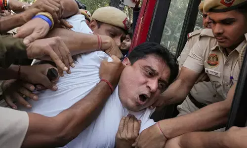 Uday Bhanu Chib Arrested: राहुल गांधी के बब्बर शेर को दिल्ली पुलिस ने किया गिरफ्तार, जानें कौन हैं यूथ कांग्रेस चीफ उदय भानु?