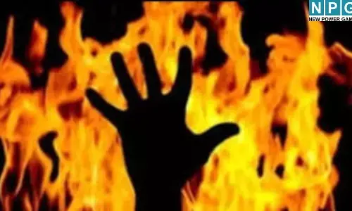 अलीगढ़ : जिस घर से निकाला गया वहीं लाश बनकर निकला प्रेमी, बंद कमरे में प्रेमिका संग खुद को लगाई आग