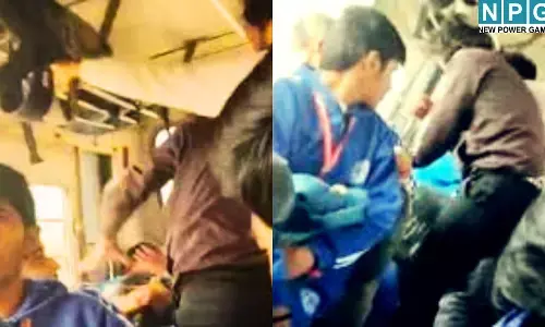 मेरठ न्यूज़ : लेडी टीचर को अश्लील मैसेज भेजने पर बवाल, स्कूल बस में घुसकर छात्र की बेरहमी से पिटाई