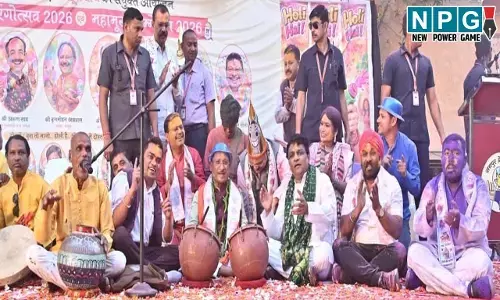 CG News: मुख्यमंत्री ने बजाया नगाड़ा, झूमें पत्रकार, प्रेस क्लब के होली मिलन समारोह में शामिल हुए सीएम विष्णुदेव...