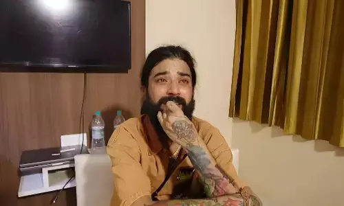 मेरी मौत के जिम्मेदार मम्मी-पापा और भाई... Bigg Boss फेम Anurag Dobhal का रोते हुए वीडियो वायरल, परिवार पर लगाए गंभीर आरोप, कहा- ये मेरा आखिरी व्लॉग है