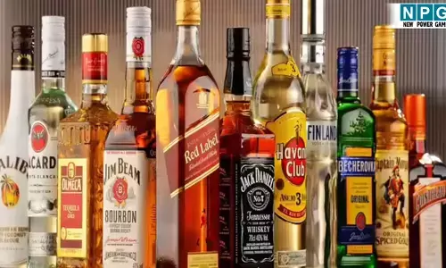 CG Liquor News: छत्तीसगढ़ में कैन में शराब, नई दुकानें खोलने कलेक्टरों से मांगा प्रस्ताव, जानिये अब कितने बोतल तक खरीद सकते हैं शराब, बैठक में और क्या-क्या हुए फैसले...