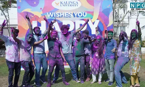 रंग बिखेरो, खुशियाँ फैलाओ: कलिंगा विश्वविद्यालय ने धूमधाम से मनाया होली मिलन 2026