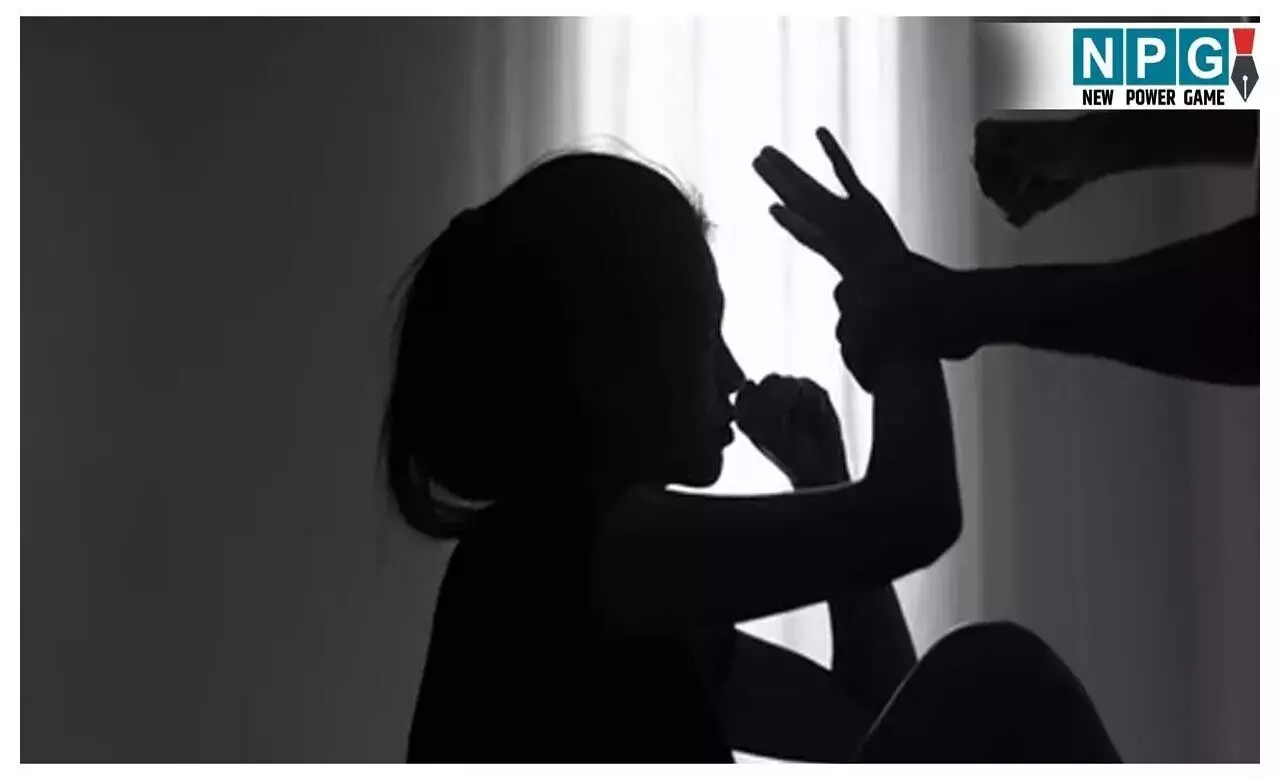 Jashpur News: गौशाला में दुष्कर्म, 55 साल के बुजुर्ग ने 13 साल की मानसिक रूप से कमजोर बालिका के साथ किया दुराचार...लोगों में आक्रोश Jashpur News: गौशाला में दुष्कर्म, 55 साल के बुजुर्ग ने 13 साल की मानसिक रूप से कमजोर बालिका के साथ किया दुराचार...लोगों में आक्रोश