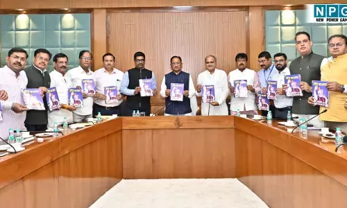 BJP DeepKamal: CM विष्णुदेव साय ने दीपकमल विशेषांक का किया विमोचन, केंद्रीय बजट पर आधारित मुखपत्र, सीएम ने ट्वीट कर कहा...